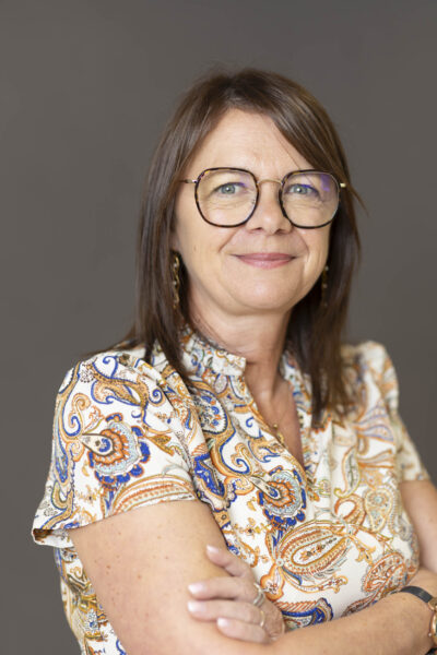 Nelly DuriezGardienne d'immeubles, élue commission voyages/loisirs