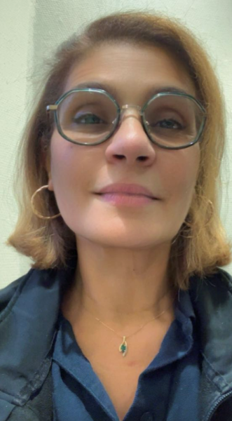 Sabrina BarralGardienne d'immeubles, élue